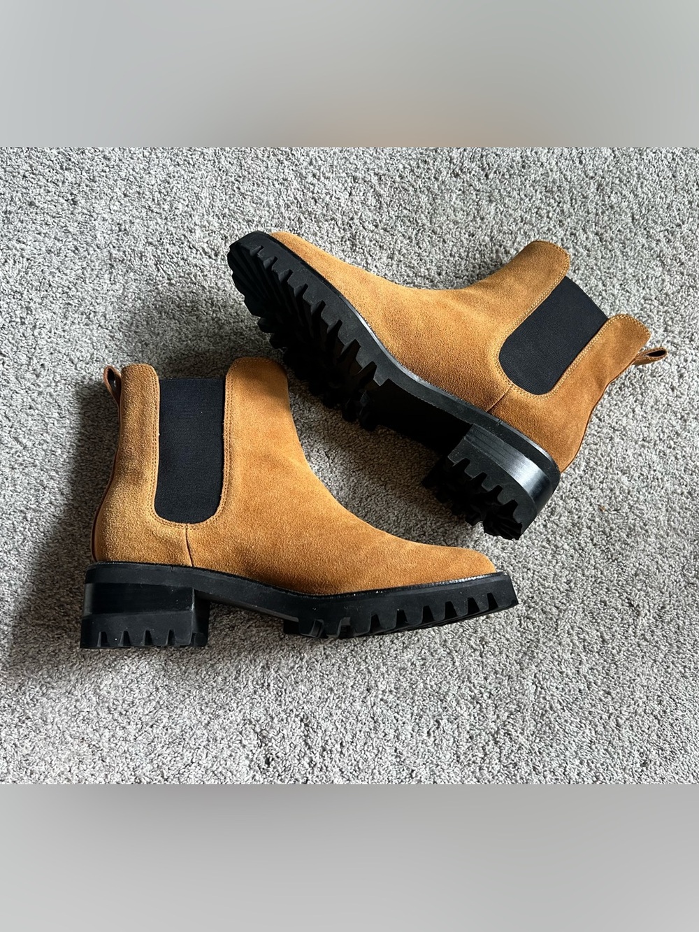 NEW Aerosoles Ronn Women’s 8.5 Lug Chelsea Boots Brown Suede Ankle Booties
